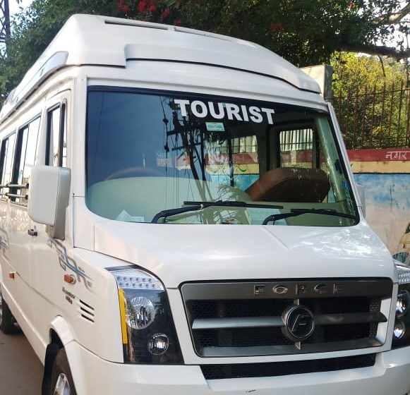 tempo traveller in mount abu